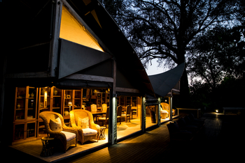 Abu Camp Abu Camp: Sessel am Deck