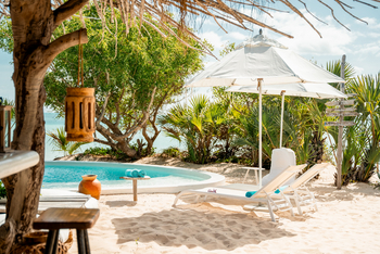 Azura Benguerra Island: Peri Peri Beach Club