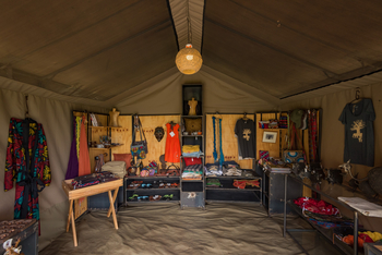 Dunia Camp: Souvenirshop