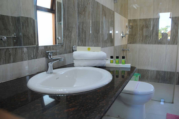 Musa Jungle Retreat Musa Jungle Retreat: Grazing Rhino Room