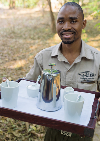 Sausage Tree Camp: Kellner