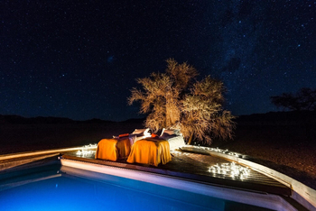 Camp Sossus: Sleep-out am Pool