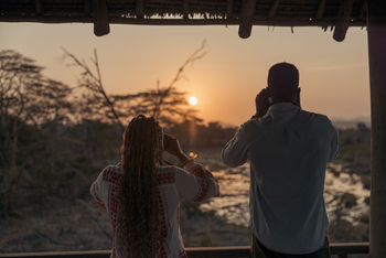 Finch Hatton's Lodge Finch Hatton's Lodge: Gäste auf dem Beobachtungsturm