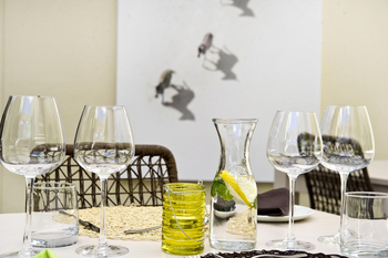 Galton House: Weingläser