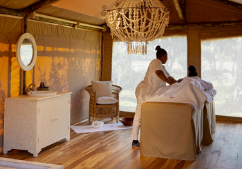 Laba Jongomero: Massage