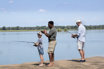 Lolebezi Safari Lodge: Angeln