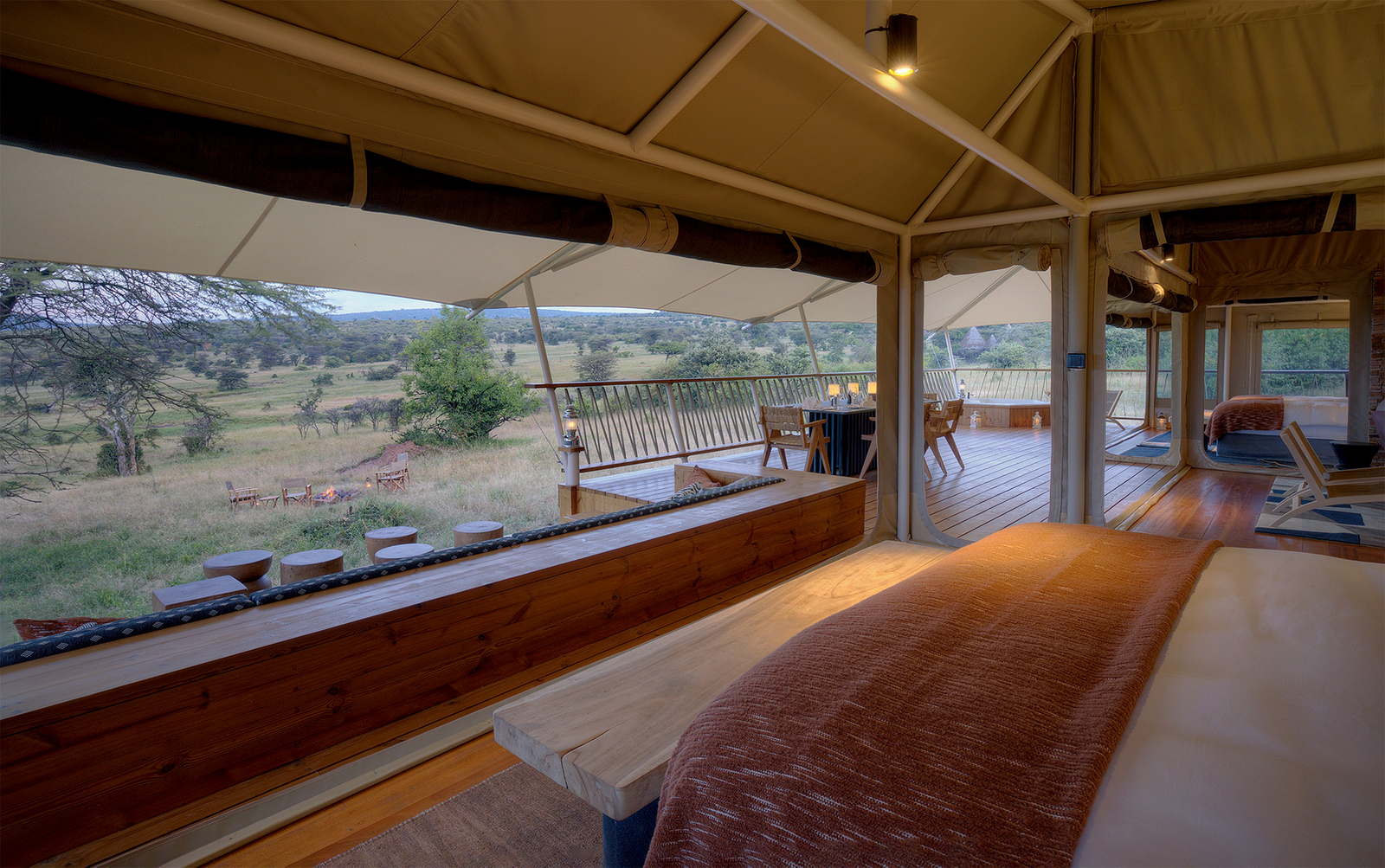 Mara Bushtops Mara Bushtops: Family Suite - Blick vom Bett