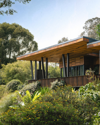 One and Only Gorilla's Nest: Haupthaus Exterior