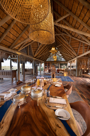 Sitatunga Private Island Camp: Essbereich Lounge