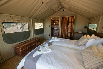 Ondjamba Hills: Blick zum Bad