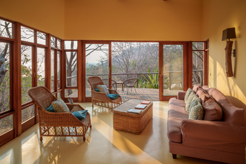 Pumulani Lodge: Private Lounge