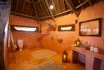 Saruni Rhino Camp: Badezimmer mit offener Dusche Banda 4