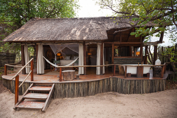 Sindabezi Island Camp: Honeymoon Chalet
