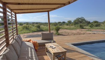 Tarangire Ndovu Tented Lodge: Schattendach am Pool