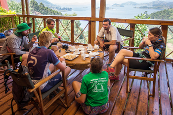 Chameleon Hill Forest Lodge: Kaffee auf Terrasse