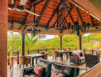 Epacha Game Lodge: Terrasse