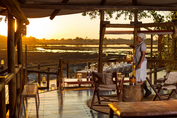 Kanana Camp: Service