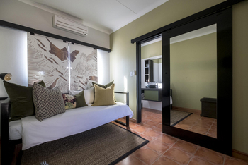 Namib Desert Lodge: Einzelbett im Dreibettzimmer