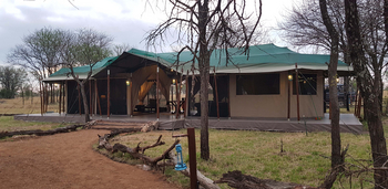 Ole Serai Camp Kogatende: Zentralbereich