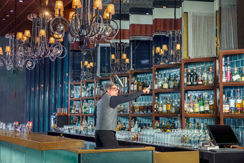 Taj Palace Hotel: Bar