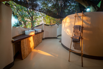 Tena Tena Camp Tena Tena Camp: Gästezelt - Bad