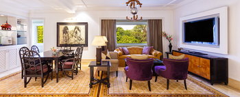 The Claridges: Private Lounge