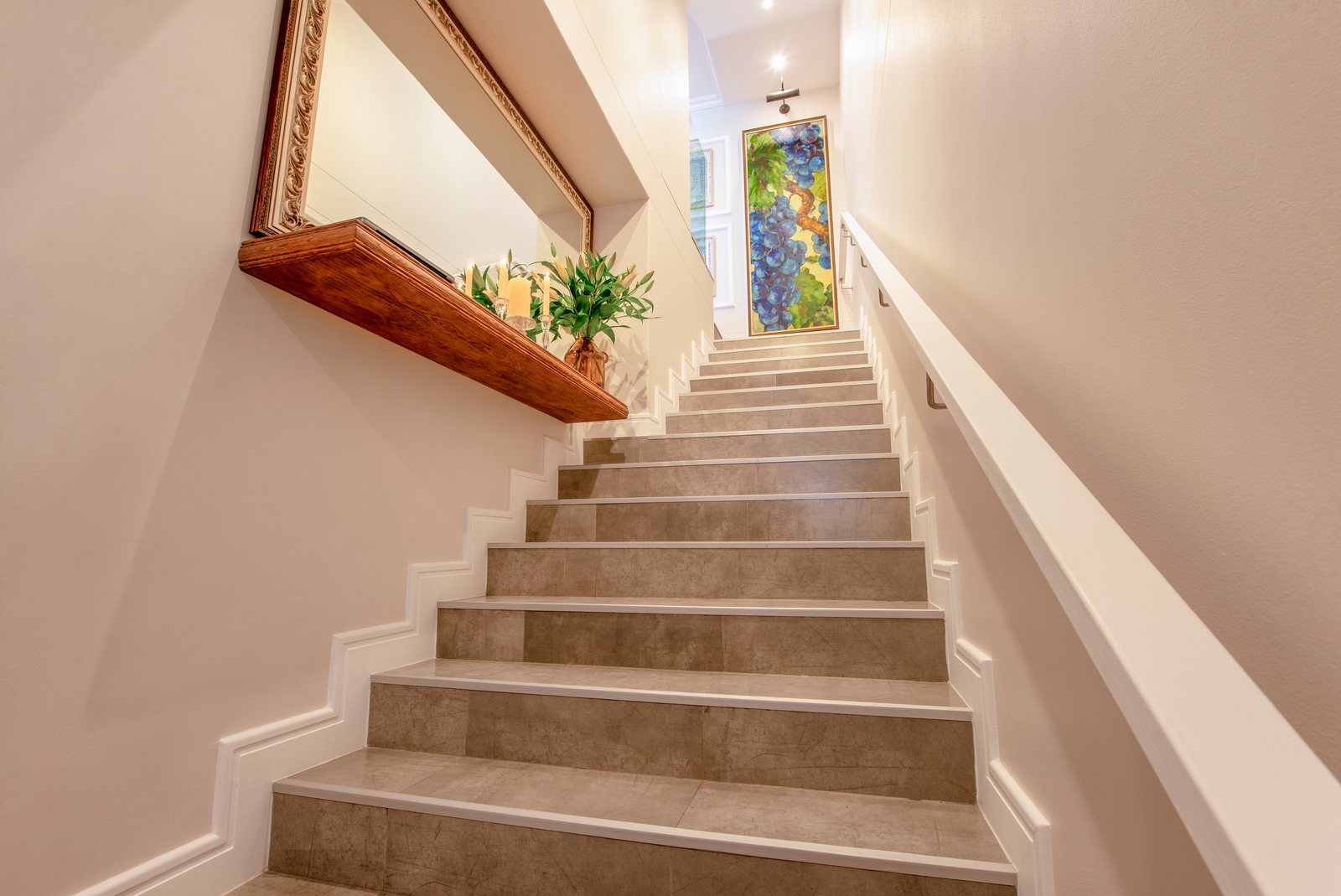 Weinberg Urban Pod Weinberg Urban Pod: Erstes Treppenhaus