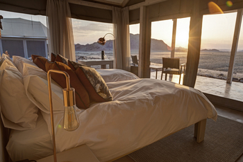 Desert Hills Glamping: Morgensonne