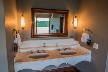 Epacha Game Lodge: Waschtisch