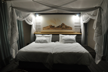 Spitzkoppen Lodge: Doppelbett
