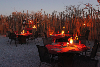 Taleni Etosha Village: Boma Dinner