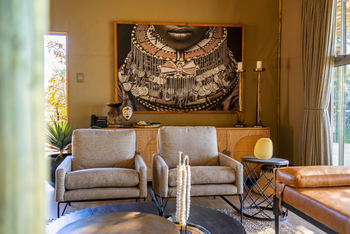 Victoria Falls River Lodge Victoria Falls River Lodge: Villa - Sessel