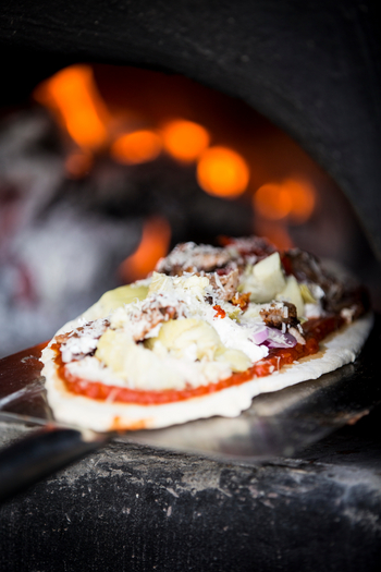 Abu Camp Abu Camp: Pizza