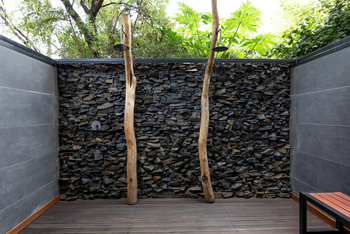 Mukwa River Lodge: River Suite