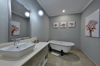 River View Lodge: Room 10