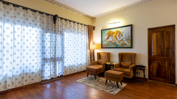 Bamboo Forest Safari Lodge: Villa - Sessel