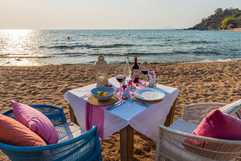 Kaya Mawa Kaya Mawa: Dining