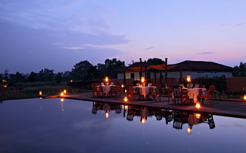 Samode Safari Lodge Samode Safari Lodge: Dinner am Pool
