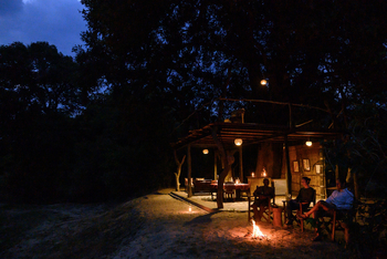 Chikoko Tree Camp: Lagerfeuer