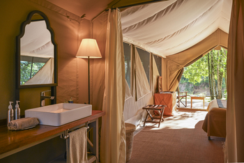 Governors' Camp: Classic Safari Tent
