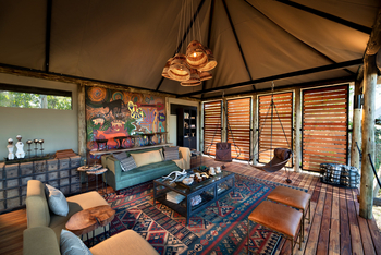 Khwai Lediba Camp: Offene Lounge