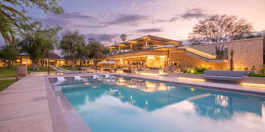 Mokuti Etosha Lodge