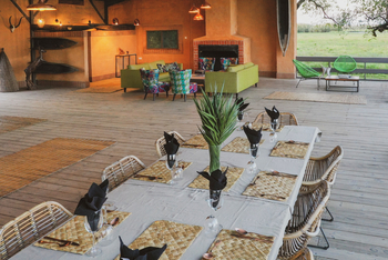 Shoebill Island Camp Shoebill Island Camp: Esstisch