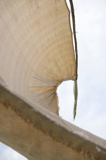 Sussurro: Gesetztes Segel