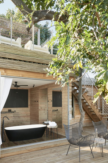 Victoria Falls River Lodge Victoria Falls River Lodge: Starbed Treehouse