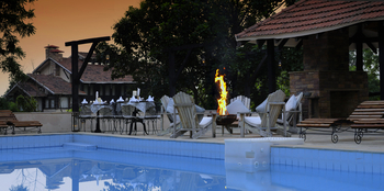 Denwa Backwater Escape: Feuer am Pool