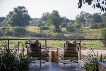 Dulini River: Deck mit Blick