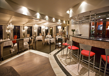 Hotel Heinitzburg: Bar