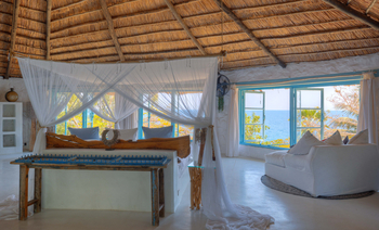 Kaya Mawa Kaya Mawa: Mbamba Room auf Felsenhügel