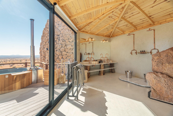 Onduli Enclave: Gästebad